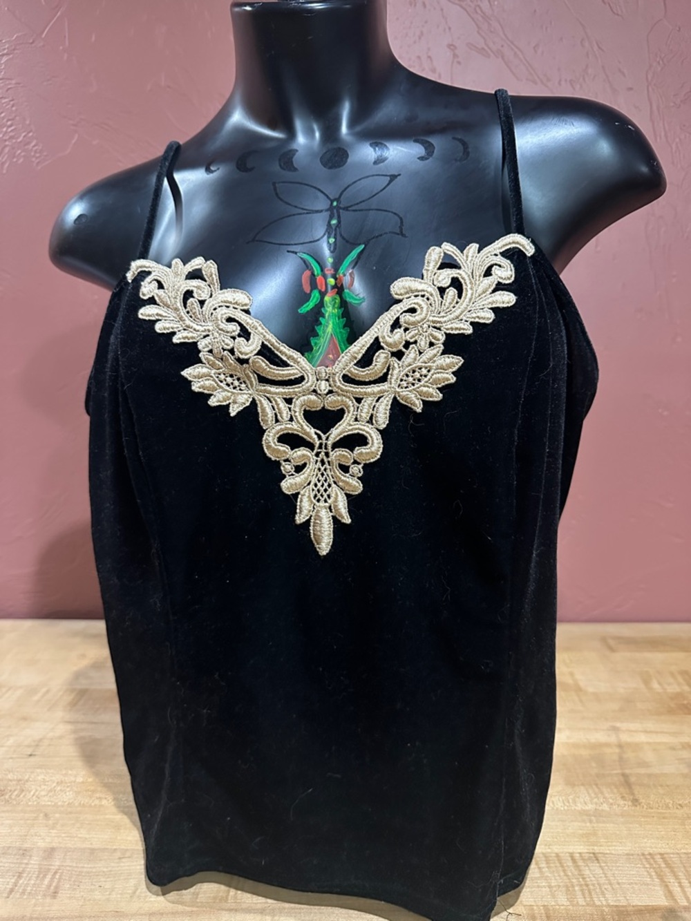 Velvet Tanktop [Gold Lace Appliqué]